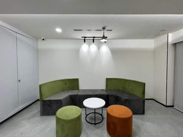 Office Space in Indiranagar