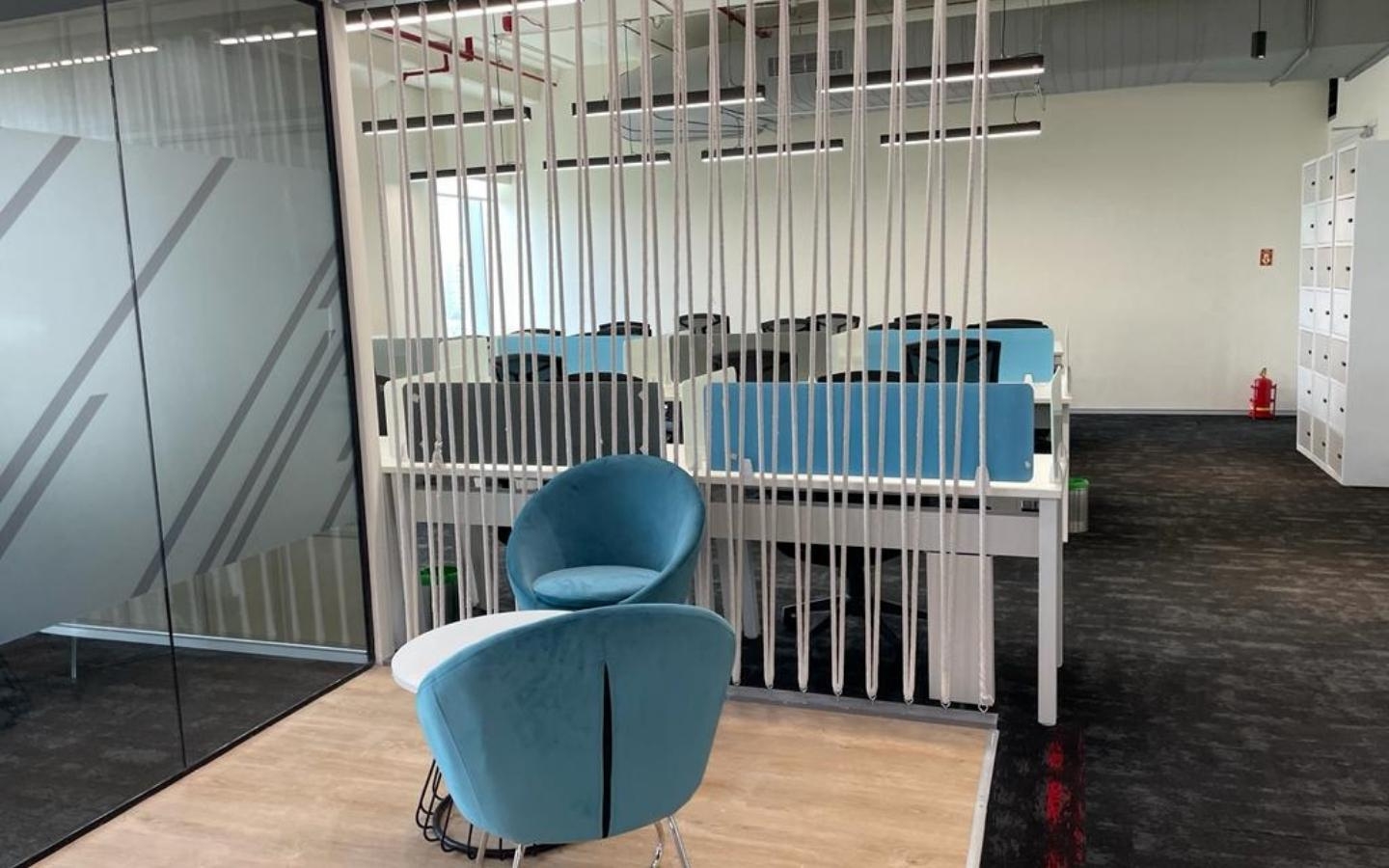 xr:d:DAF23ZYrDqc:118,j:8771173185458349158,t:23122018 Co Working Office Space for rent near Hebbal is available