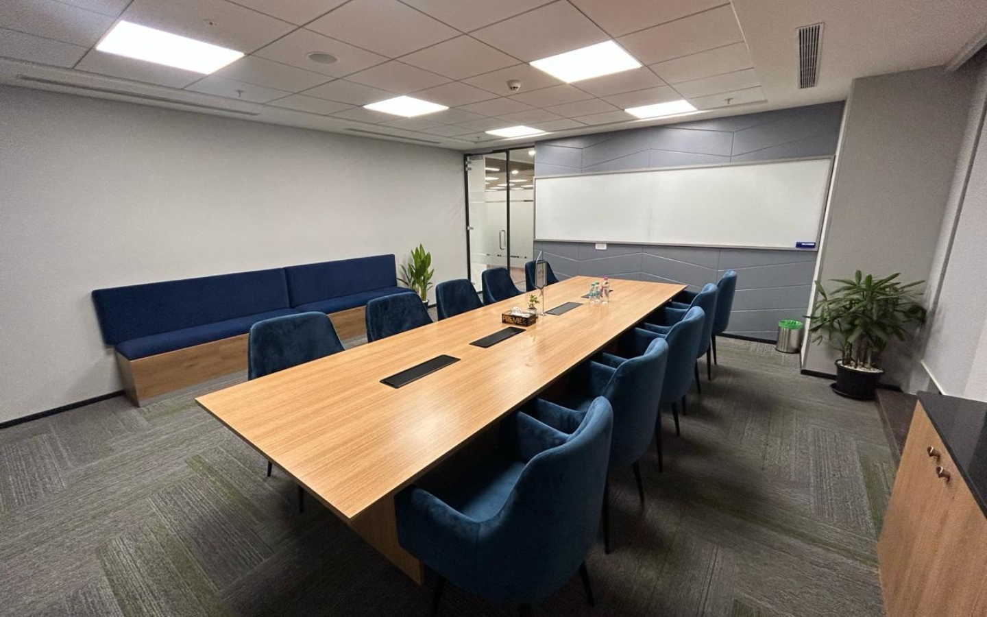 xr:d:DAGCM9_LYcM:4,j:1455087317534265966,t:24041212 Managed Office Space for rent on ORR near Marathahalli with 10000 Sq Ft