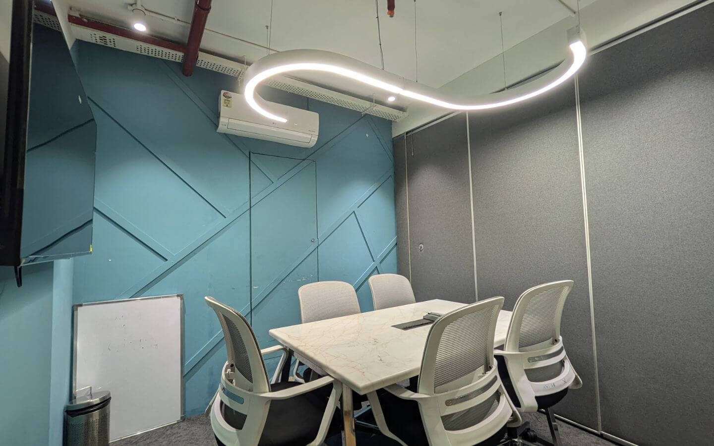 Managed Office Space for rent in Brookefield is available with 14654 Sq Ft